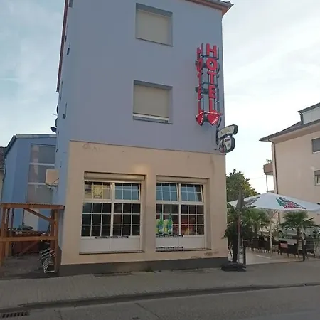 Bruchsaler Herz ホテル